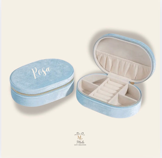 Personalisierte Schmuckbox aus Samt & Kunstleder